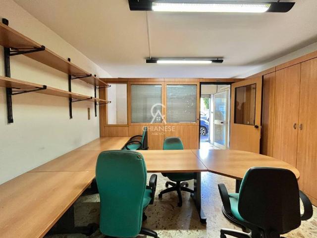 Locale Commerciale in affitto a Pastena, Salerno