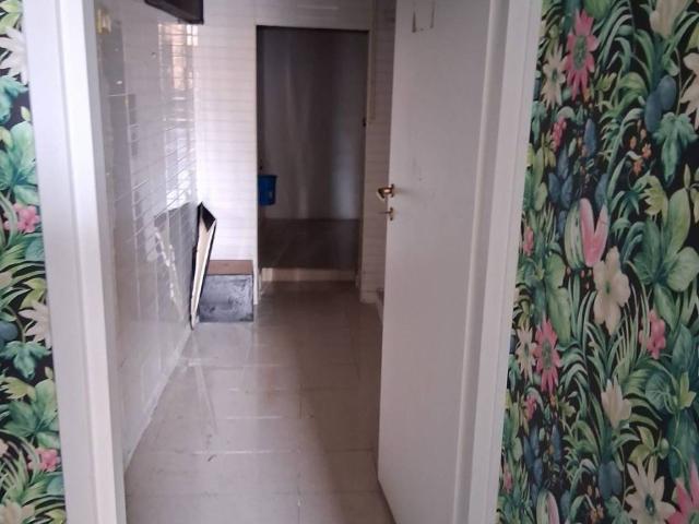 Locale Commerciale in affitto a Pastena, Salerno