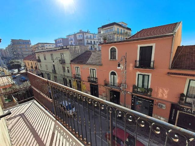 Locale Commerciale in affitto a Mercatello, Salerno