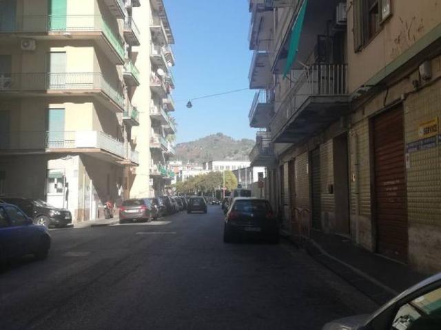 Locale Commerciale in affitto a Pastena, Salerno