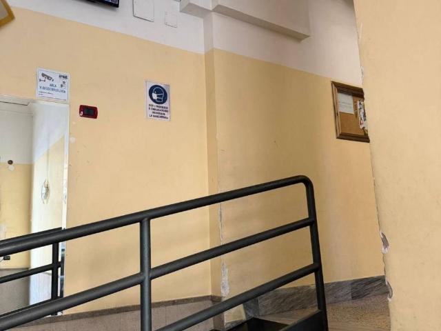 Locale Commerciale in affitto a Salerno, Campania