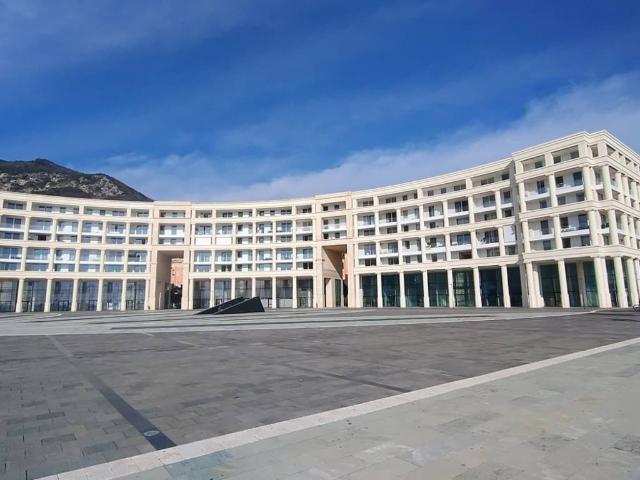 Locale Commerciale in affitto a Pastena, Salerno