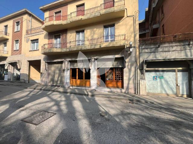 Locale Commerciale in affitto a Salsomaggiore Terme, Reggio Emilia