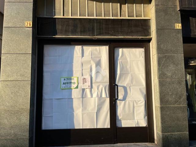 Locale Commerciale in affitto a Piemonte, Cuneo