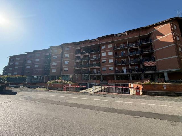 Locale Commerciale in affitto a Piemonte, Cuneo