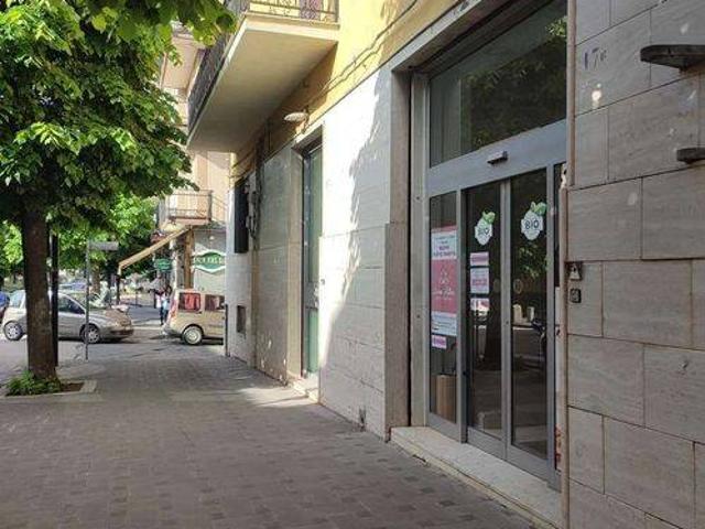 Locale Commerciale in affitto a San Cataldo, Sicilia