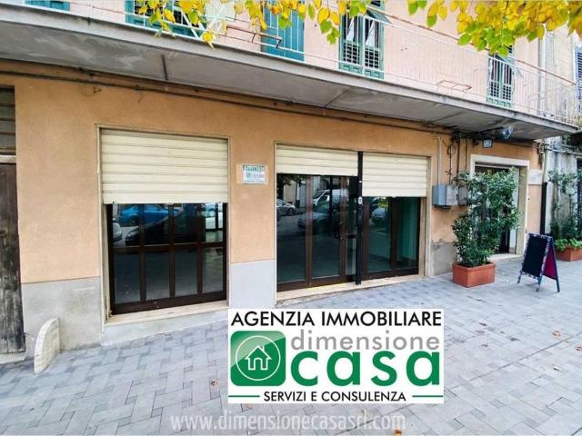 Locale Commerciale in affitto a San Cataldo, Bigini