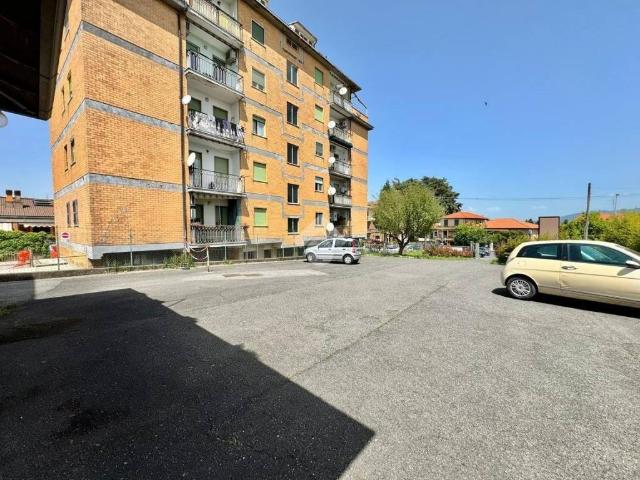 Locale Commerciale in affitto a San Cesareo, Roma Capitale