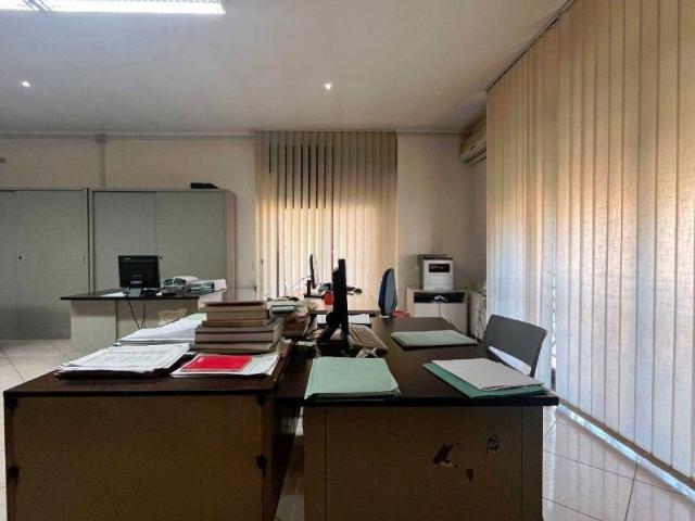 Locale Commerciale in affitto a San Cipriano D'aversa, Campania