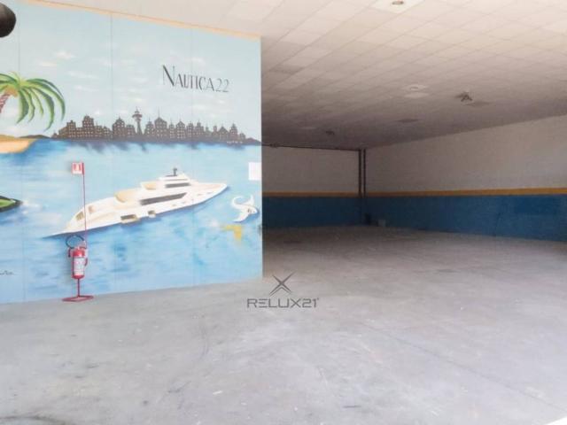 Locale Commerciale in affitto a San Genesio Ed Uniti, Lombardia