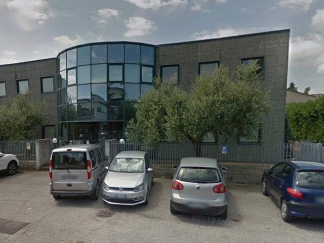Locale Commerciale in affitto a San Giovanni In Marignano, Reggio Emilia