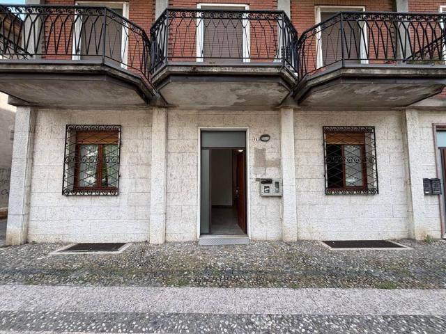 Locale Commerciale in affitto a San Giovanni Lupatoto, Veneto