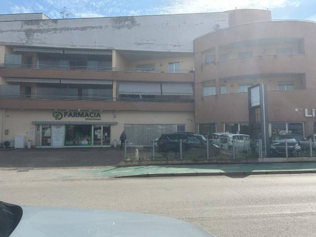 Locale Commerciale in affitto a San Giovanni Teatino, Abruzzo