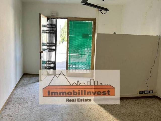 Locale Commerciale in affitto a Cospaia, San Giustino