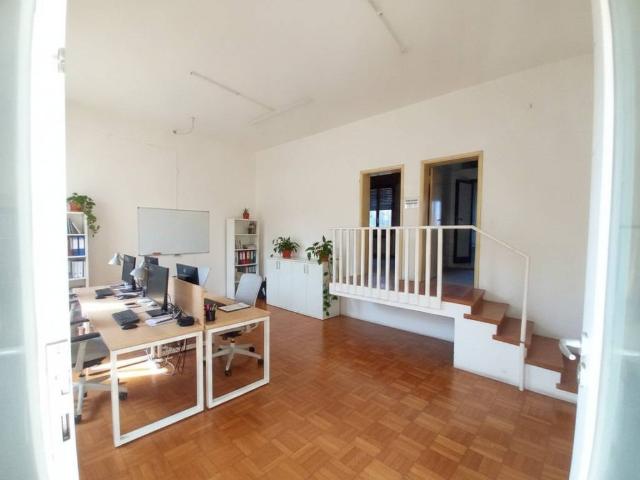 Locale Commerciale in affitto a Cicogna, San Lazzaro
