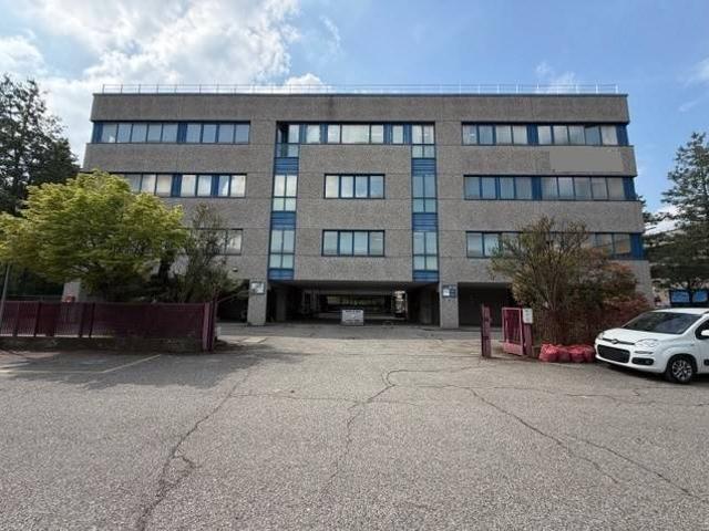 Locale Commerciale in affitto a San Lazzaro, Reggio Emilia