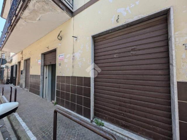 Locale Commerciale in affitto a San Marco Evangelista, Campania