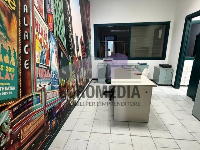 Locale Commerciale in affitto a Case Nuove, San Martino Buon Albergo