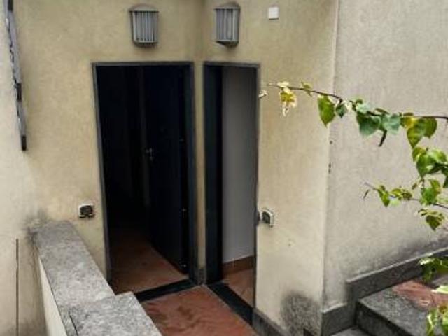 Locale Commerciale in affitto a San Sebastiano Al Vesuvio, Campania