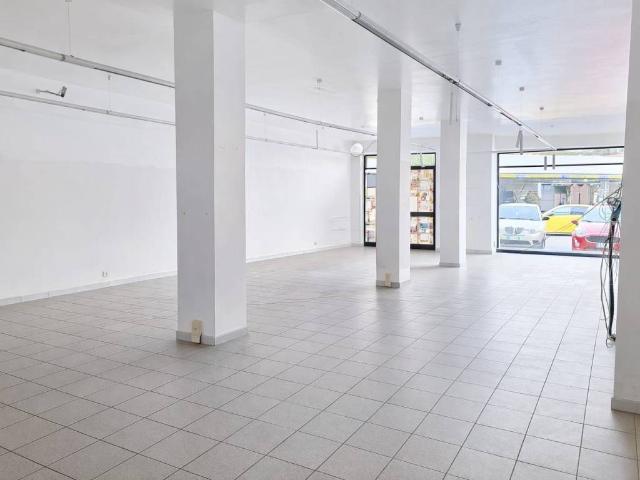 Locale Commerciale in affitto a Piemonte, Torino