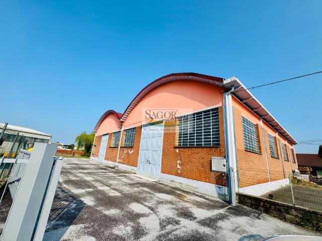 Locale Commerciale in affitto a Piemonte, Torino