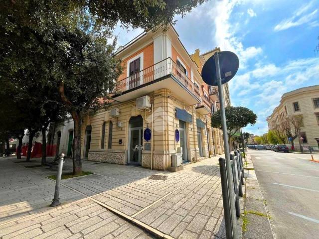 Locale Commerciale in affitto a Puglia, Foggia