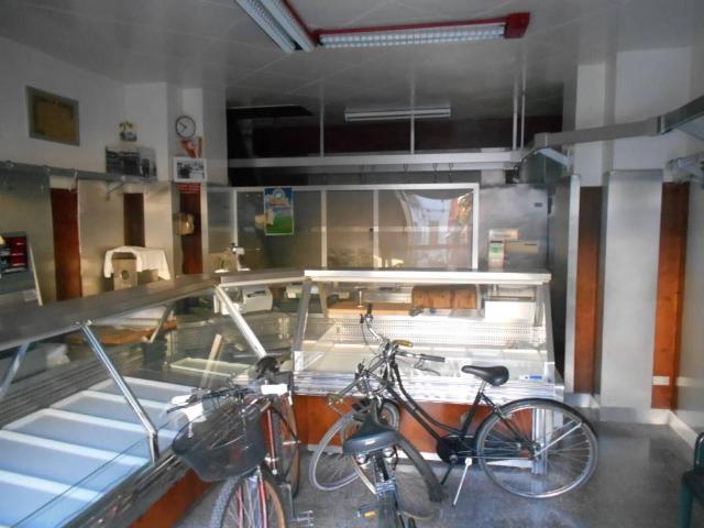 Locale Commerciale in affitto a Puglia, Foggia