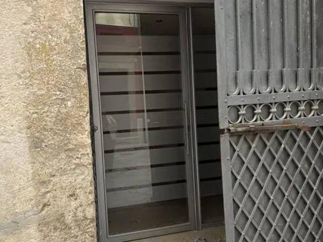 Locale Commerciale in affitto a Puglia, Foggia