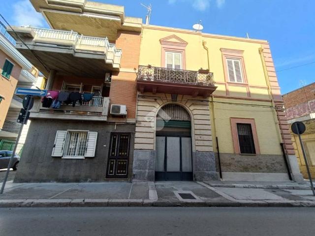 Locale Commerciale in affitto a Puglia, Foggia