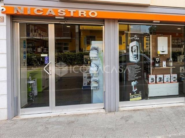 Locale Commerciale in affitto a Puglia, Foggia