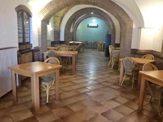 Locale Commerciale in affitto a Cese, San Vito Chietino