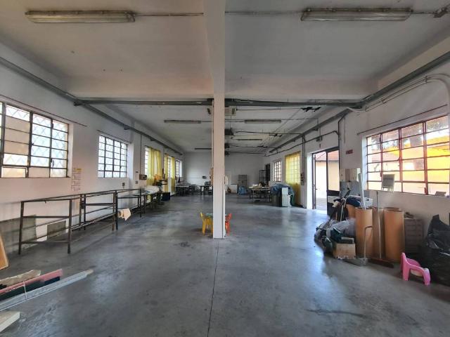 Locale Commerciale in affitto a San Vittore Olona, Lombardia