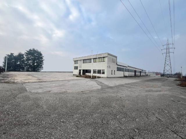 Locale Commerciale in affitto a San Zeno Naviglio, Lombardia