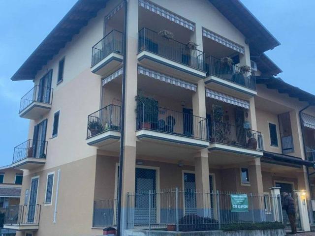 Locale Commerciale in affitto a Piemonte, Cuneo