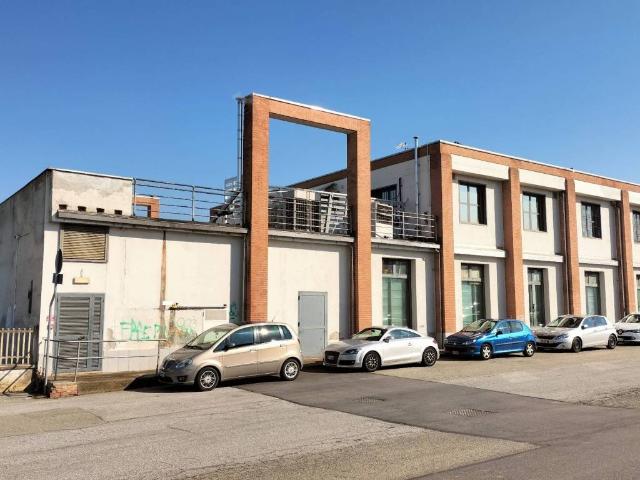 Locale Commerciale in affitto a Piemonte, Cuneo