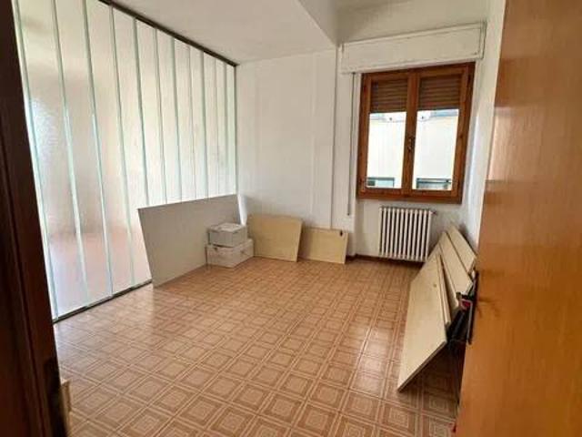 Locale Commerciale in affitto a Sansepolcro, Toscana