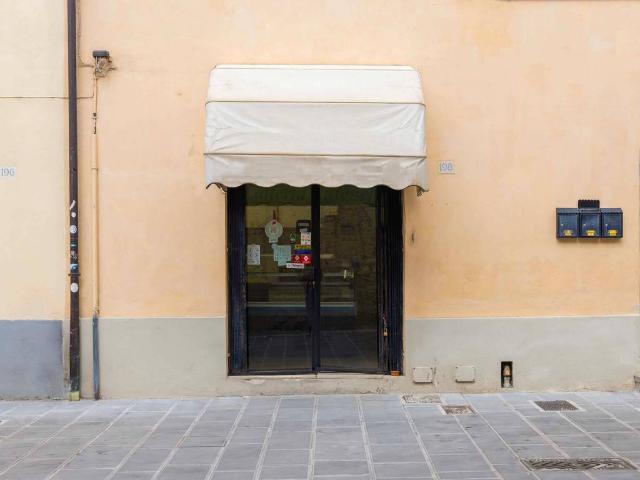 Locale Commerciale in affitto a Sansepolcro, Toscana