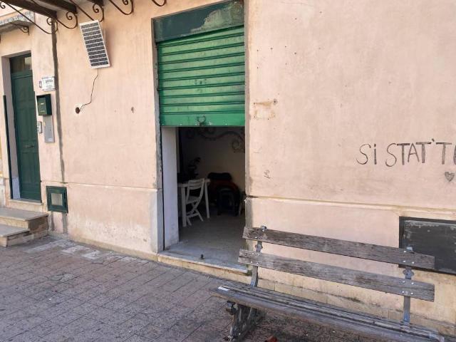 Locale Commerciale in affitto a Porticello, Santa Flavia