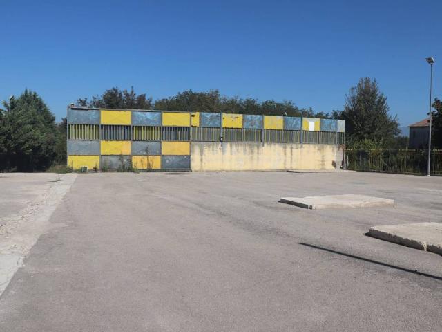 Locale Commerciale in affitto a Saiano, Sant'agata De' Goti
