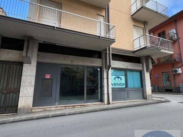 Locale Commerciale in affitto a Minà, Sant'agata Di Militello