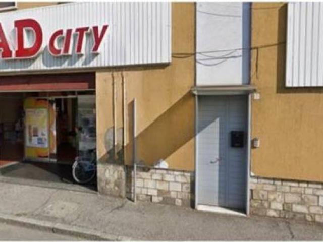 Locale Commerciale in affitto a Galeotta, Sant'angelo Lodigiano