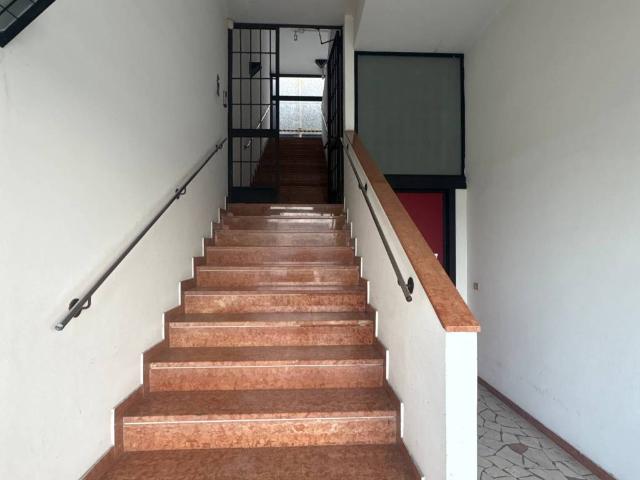Locale Commerciale in affitto a Unione di comuni Valmarecchia, Santarcangelo Di