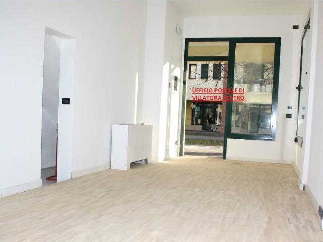 Locale Commerciale in affitto a Saonara, Veneto