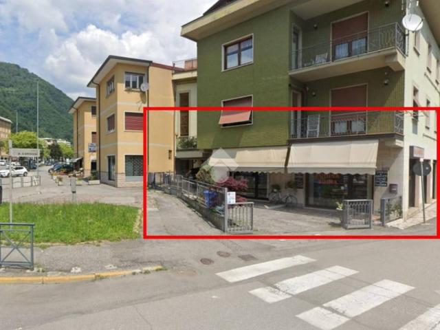 Locale Commerciale in affitto a Comunità montana della valle Trompia, Sarezzo
