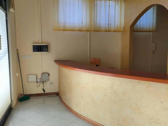 Locale Commerciale in affitto a Sassano, Campania