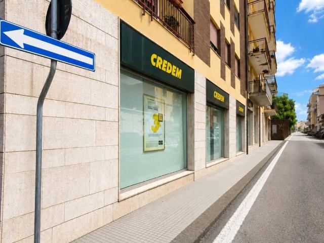 Locale Commerciale in affitto a Rizzeddu, Cala Di Volpe