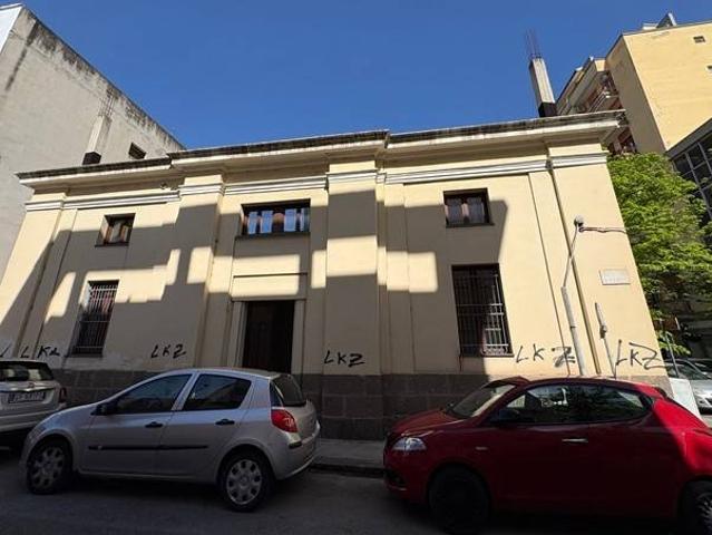 Locale Commerciale in affitto a Cappuccini, Cala Di Volpe