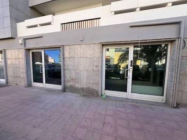 Locale Commerciale in affitto a Rizzeddu, Cala Di Volpe