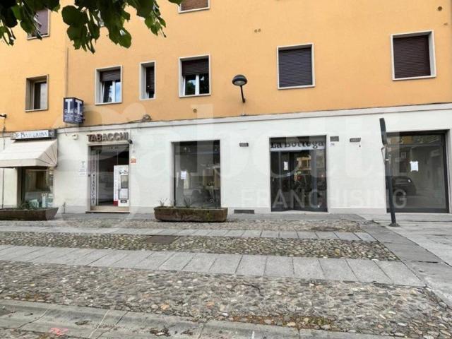 Locale Commerciale in affitto a Unione dei comuni Valli del Reno, Lavino e Samoggia, Sasso Marconi