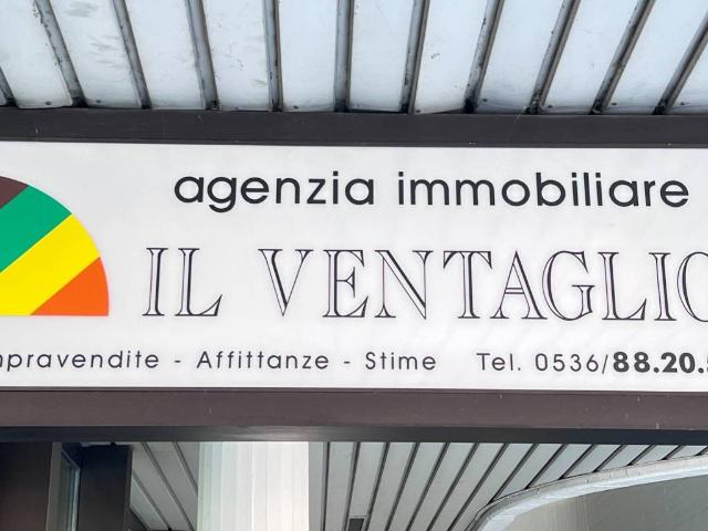 Locale Commerciale in affitto a Unione dei comuni del Distretto Ceramico, Sassuolo